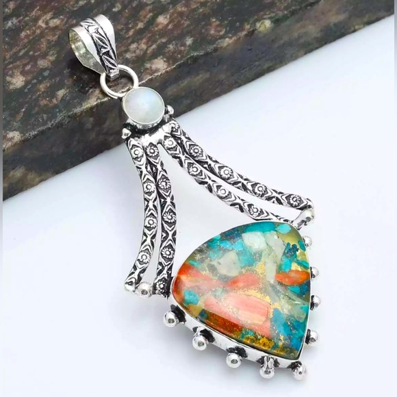 OYSTER TURQUOISE PENDANT - Picture 3 of 3